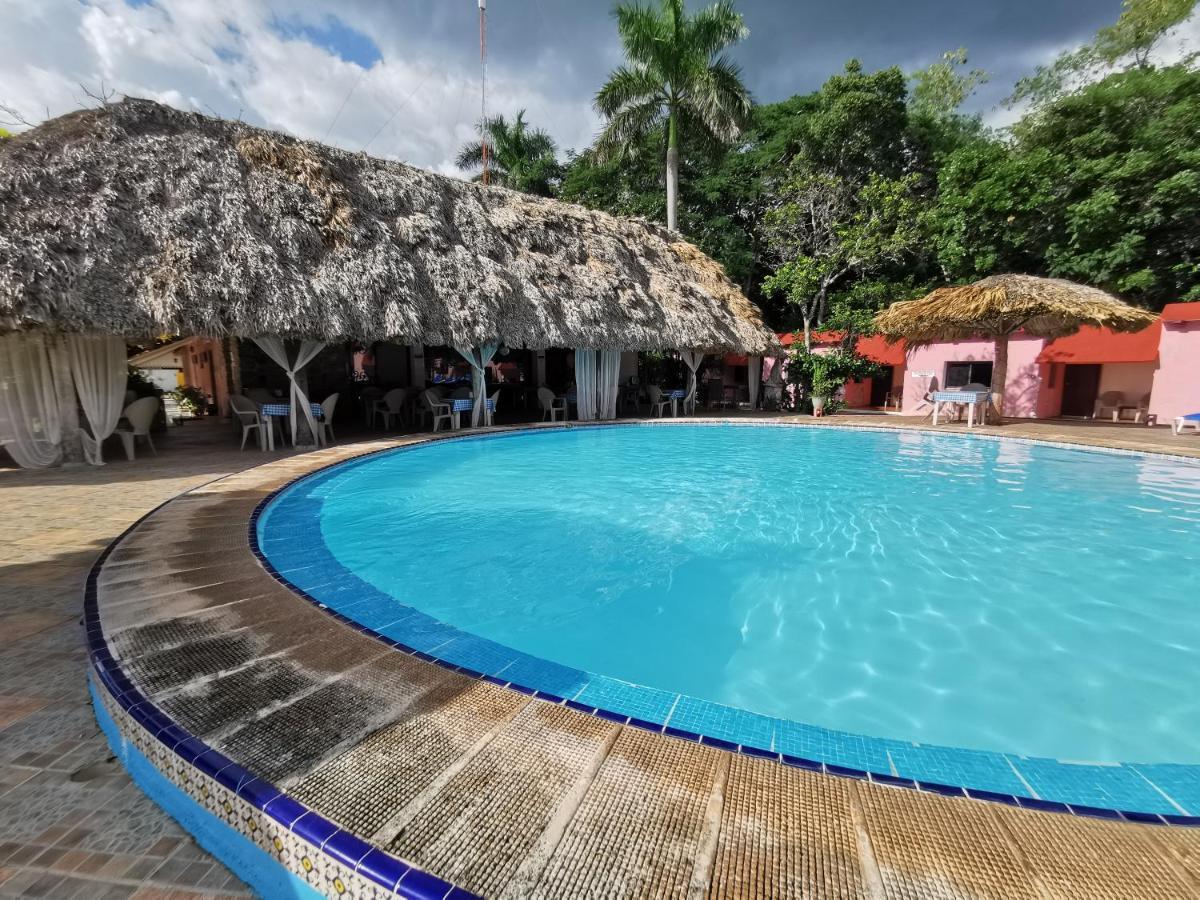 Hotel Doralba Inn Chichen المظهر الخارجي الصورة